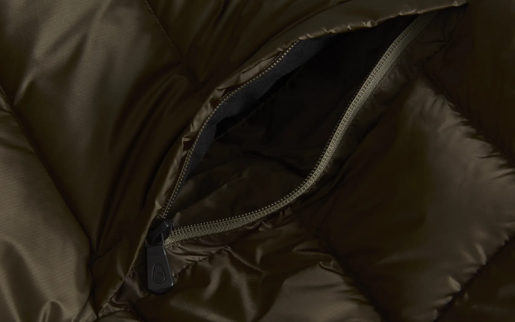 Sail Racing CLOUD DOWN HOOD